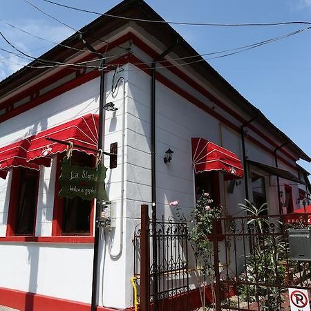 La Storia Guest House Piteşti Exterior foto