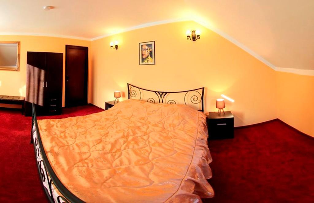 La Storia Guest House Piteşti Exterior foto